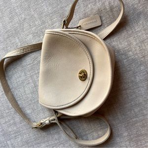 Vintage Coach Purse, like new, genuine leather